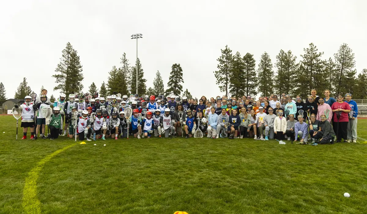 Pro clinic players and coaches gathered for a group photo